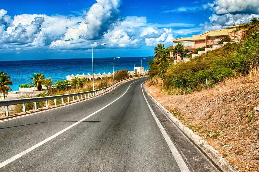 Key Tips for Renting a Car in Sint Maarten