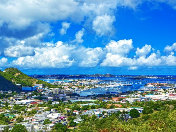 Adventures Across Saint Martin and Sint Maarten’s Border